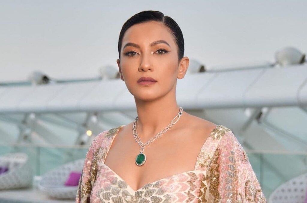 1448615 gauhar khan 1