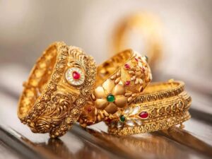 Gold Rate Today: सोने-चांदी के भाव में उतार-चढ़ाव, जानें प्रमुख शहरों में आज का ताजा भाव