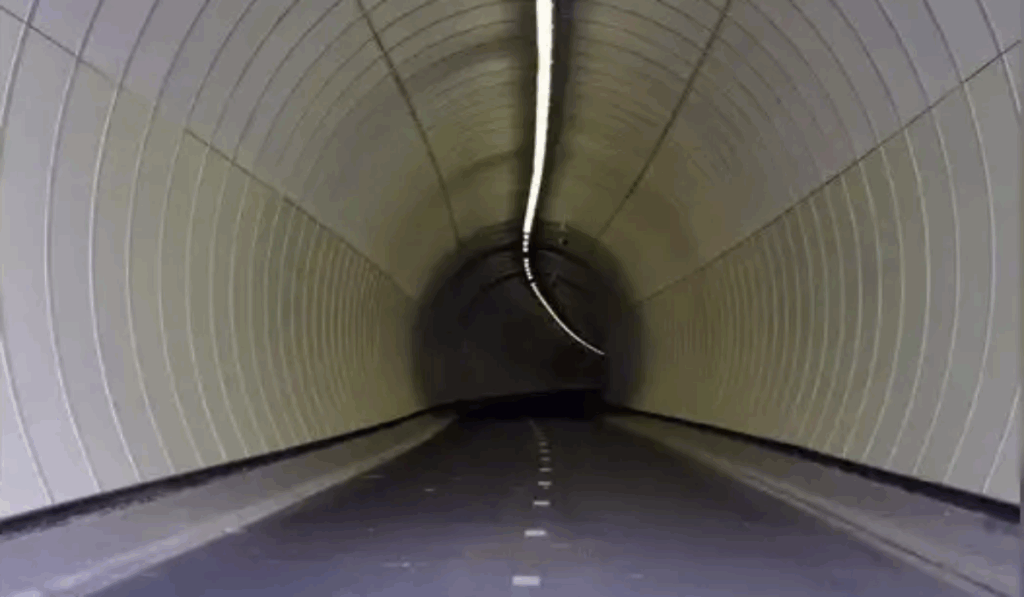 1448728 Underground Tunnel