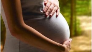 भारत में जन्मदर घटने की वजह है नौकरी की असुरक्षा और स्वास्थ्य: UNFPA