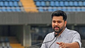 रोहित शर्मा की कार को लगा डेंट, भाई से हुई मज़ाकिया नोकझोंक – वीडियो वायरल