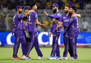 प्लेऑफ की दौड़ से बाहर हुई KKR, एरोन फिंच ने की आलोचना