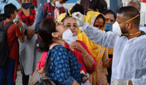 ‘मास्क पहनना जरूरी…’, बढ़ते कोरोना को देखते हुए पंजाब सरकार की एडवाइजरी जारी