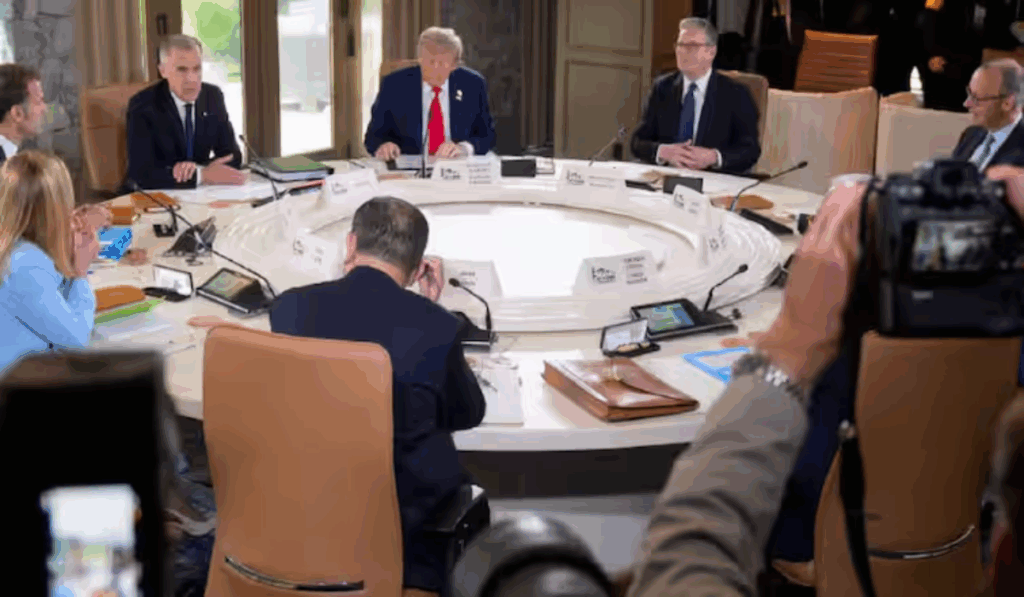 1455142 G7 Summit