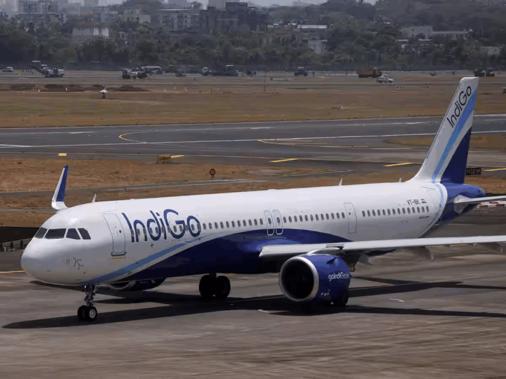 1455162 Indigo Plane Emergency Landing