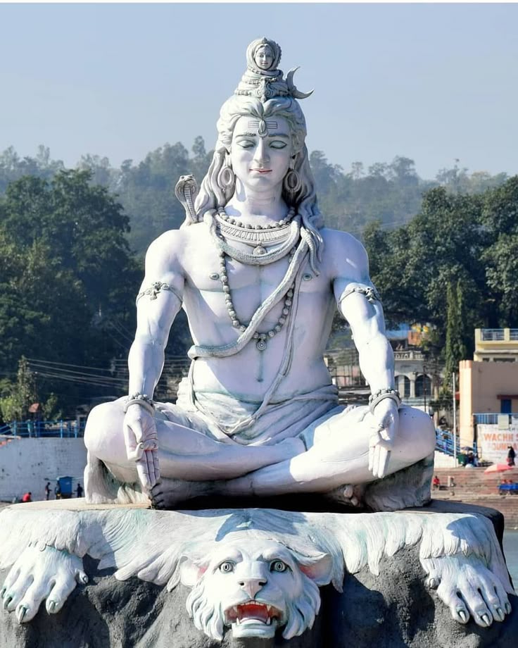 Sawan 2025: सावन में करें इन 5 मंत्रों का जाप, प्रसन्न होंगे भोलेनाथ