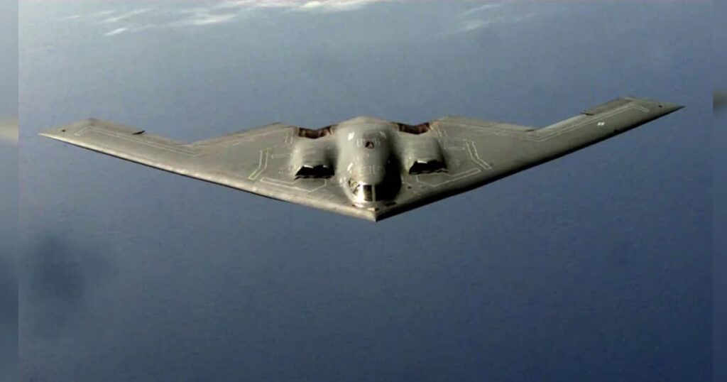 1458557 6 B 2 stealth bombers took off