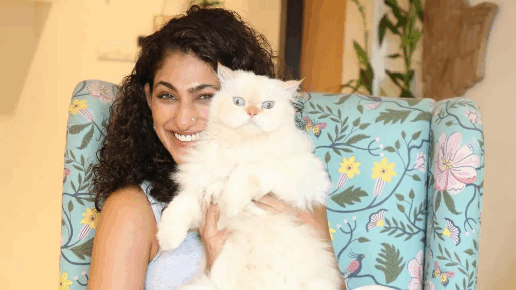 1458980 Kubra Sait 2